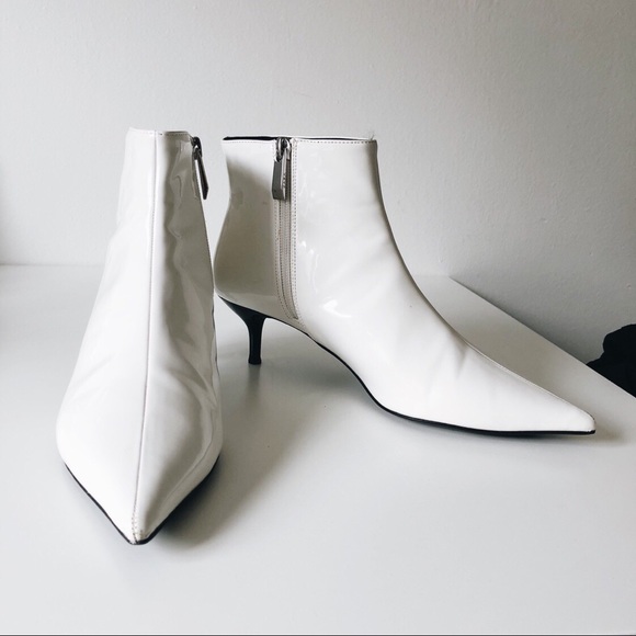 Zara Shoes - Zara Trafaluc White Ankle Boots